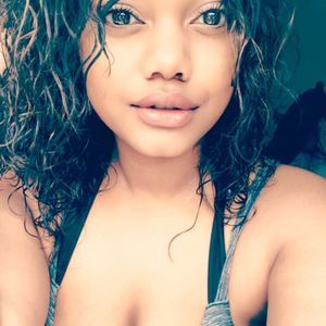 Meet your Posher, Jillian